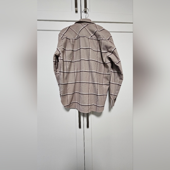 Aritzia Babaton Button Up - Picture 2 of 5